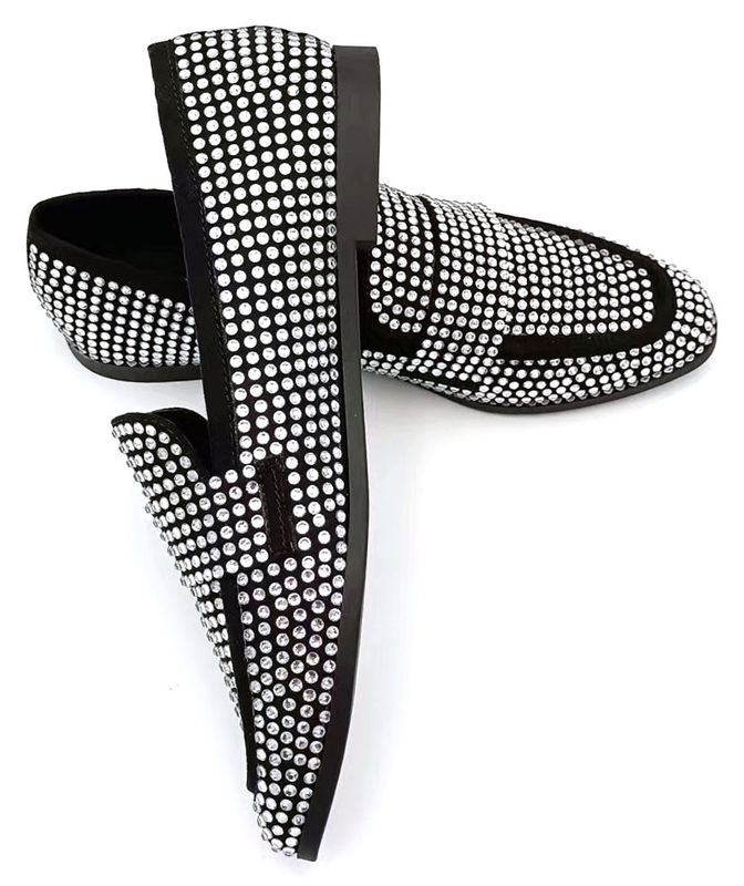 Klasyczne, płaskie buty, stylowe, komfortowe, stylowe buty na każdą porę roku.