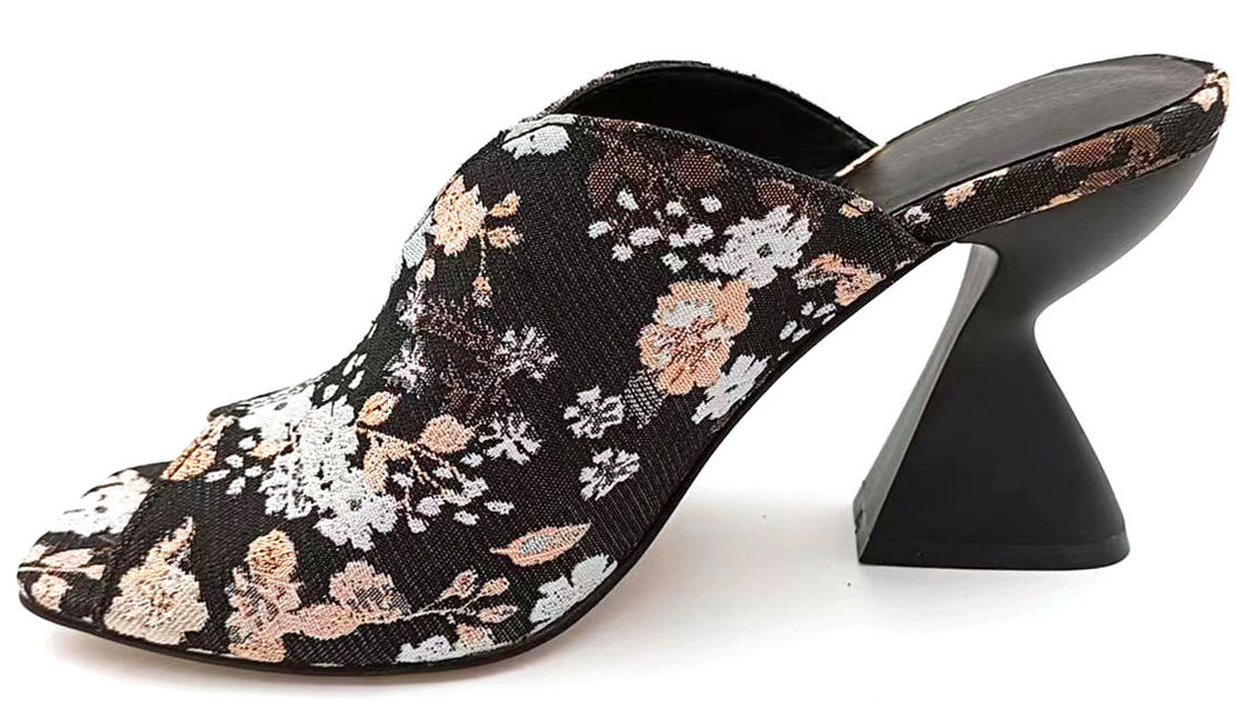 Brocade Jacquard Floral High Vamp Peep Toe Mule z rzeźbionym ciastkiem