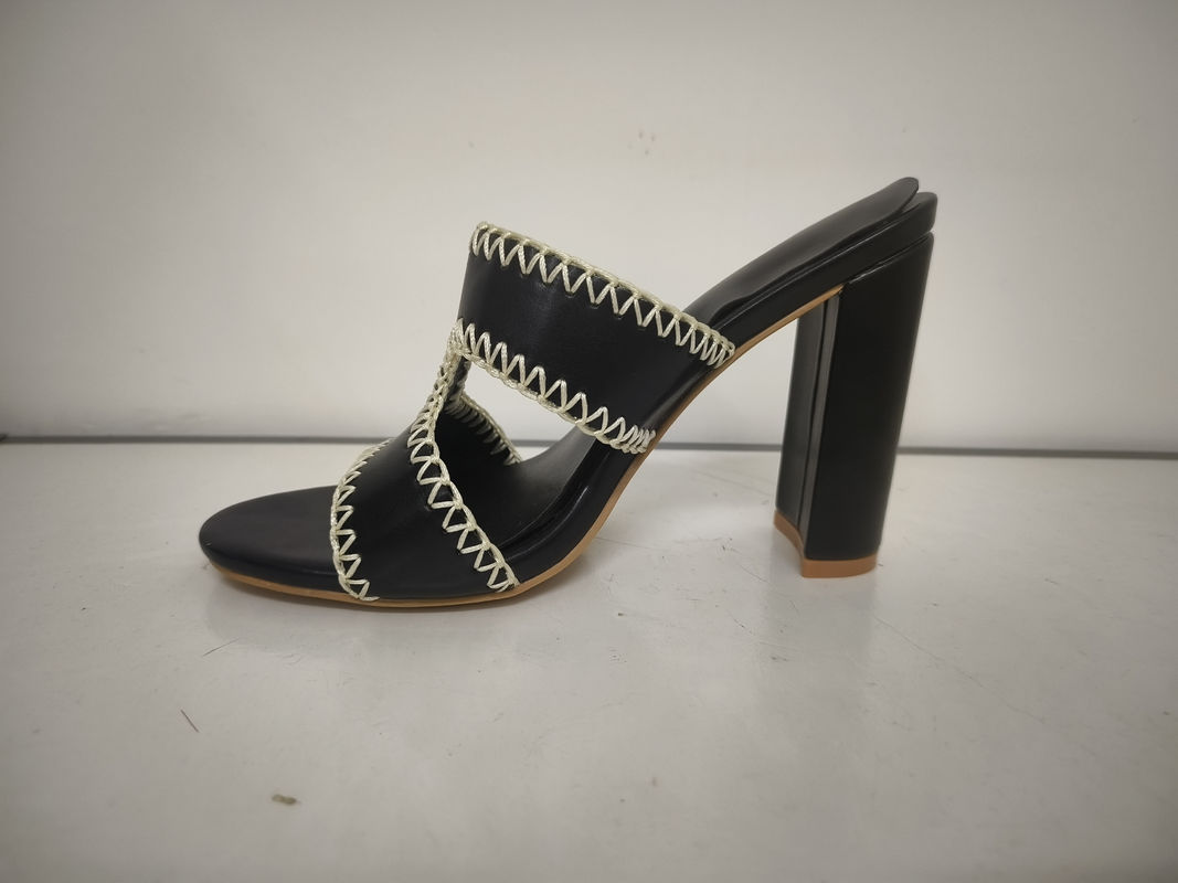 Wytrzymałe podszewki ze skóry Kobiety Pump Heels Chunky Typ ISO9001